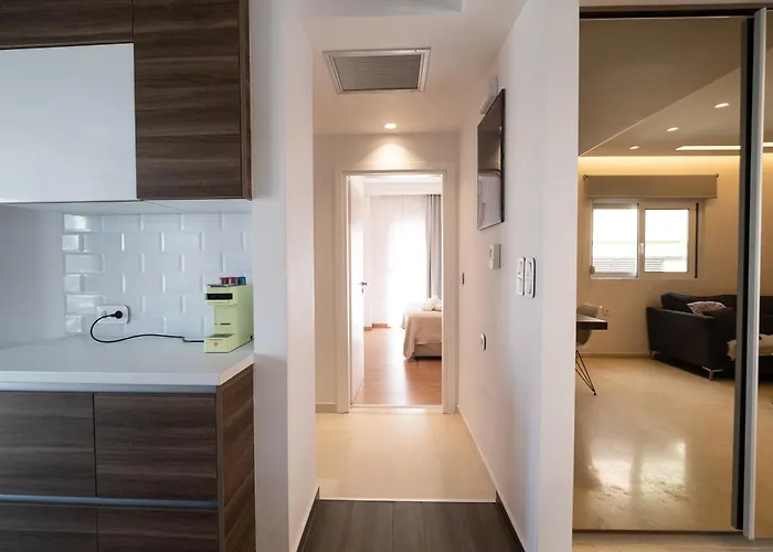 Savvina's * Rhodes City